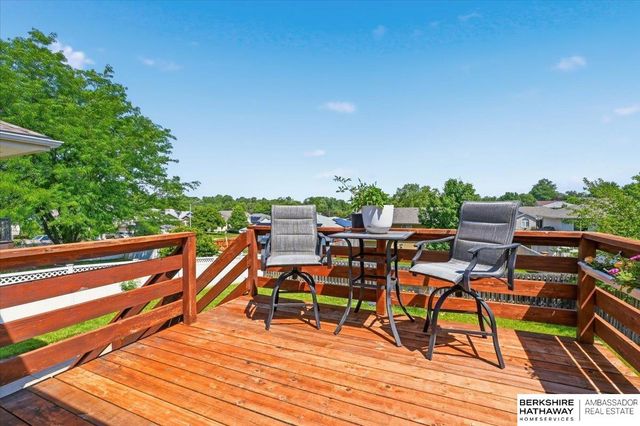 3506 Blackhawk Drive, Bellevue, NE 68123
