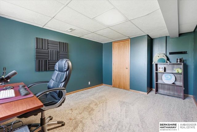 3506 Blackhawk Drive, Bellevue, NE 68123