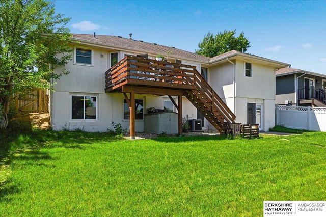 3506 Blackhawk Drive, Bellevue, NE 68123