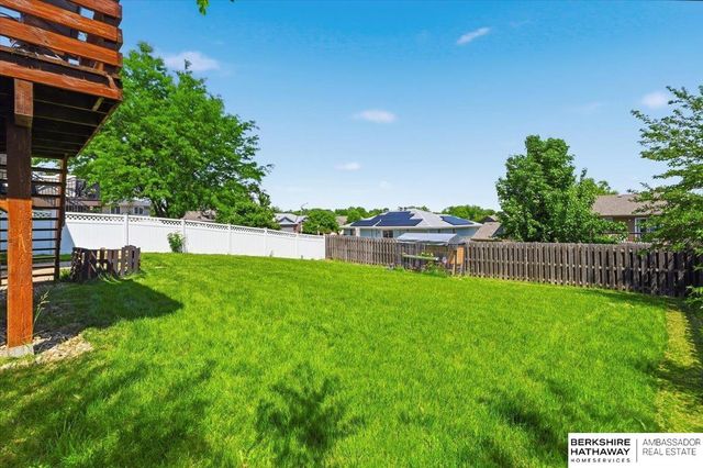 3506 Blackhawk Drive, Bellevue, NE 68123