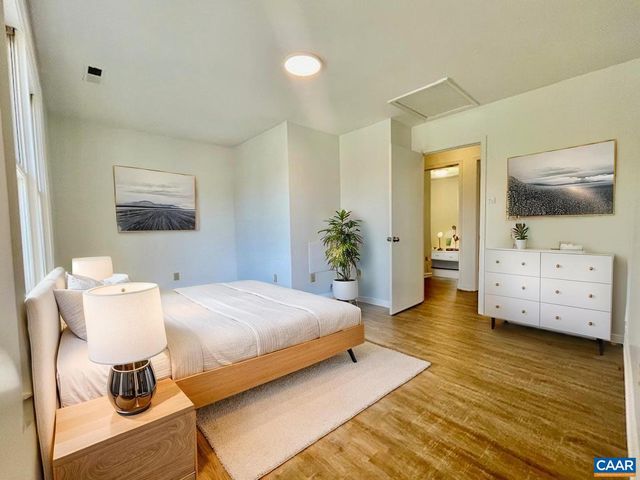 943 RIVES ST, Charlottesville, VA 22902