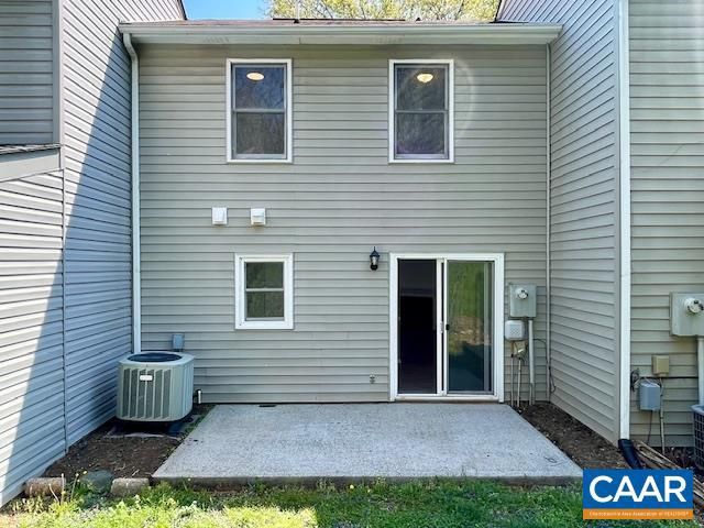 943 RIVES ST, Charlottesville, VA 22902