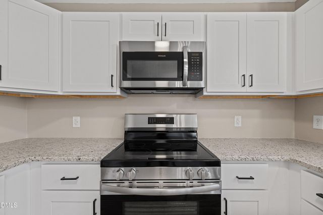 113 Chatham Court, Archer Lodge, NC 27527