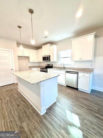 11205 Cornerstone Way, Hampton, GA 30228