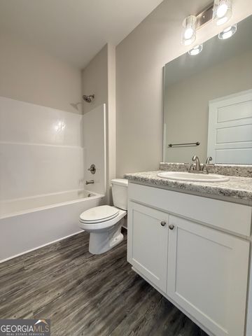 11205 Cornerstone Way, Hampton, GA 30228