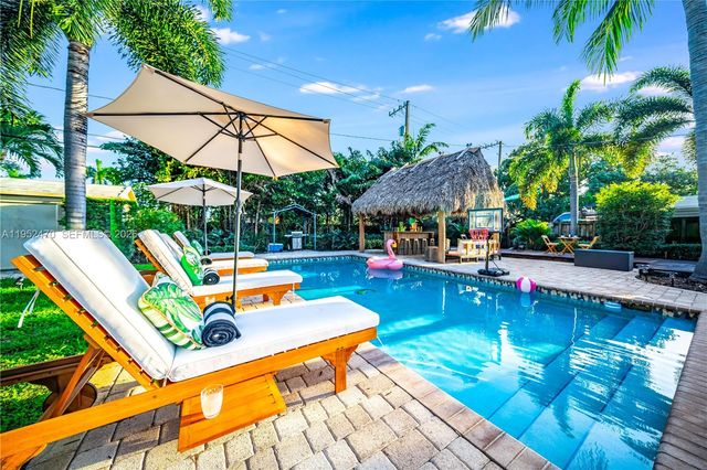 1230 NE 23rd Ct, Pompano Beach, FL 33064