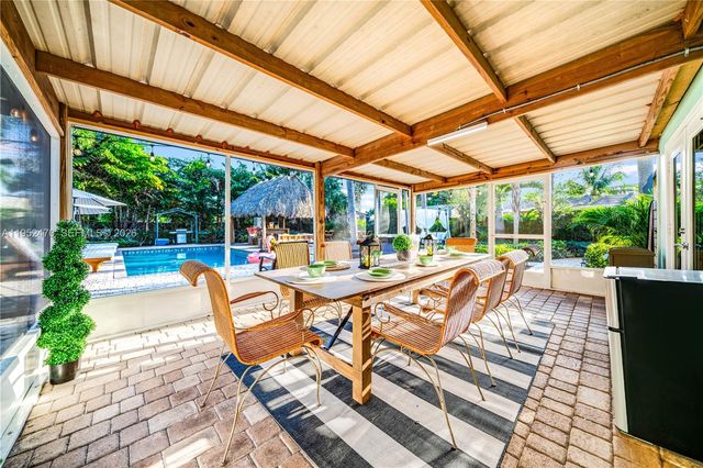 1230 NE 23rd Ct, Pompano Beach, FL 33064