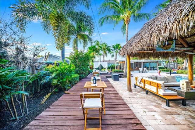 1230 NE 23rd Ct, Pompano Beach, FL 33064