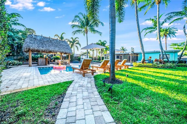 1230 NE 23rd Ct, Pompano Beach, FL 33064