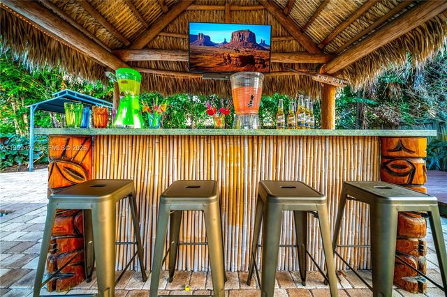 1230 NE 23rd Ct, Pompano Beach, FL 33064