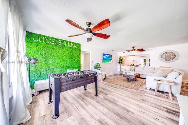 1230 NE 23rd Ct, Pompano Beach, FL 33064