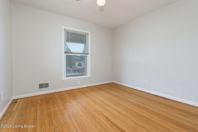 2611 Welsford Way, Louisville, KY 40242