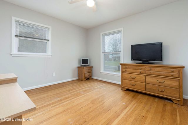 2611 Welsford Way, Louisville, KY 40242