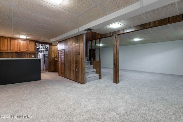 2611 Welsford Way, Louisville, KY 40242