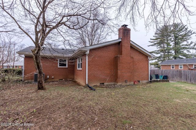 2611 Welsford Way, Louisville, KY 40242