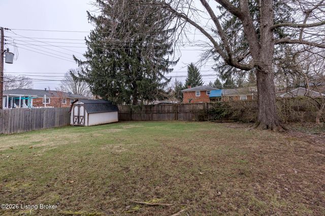 2611 Welsford Way, Louisville, KY 40242