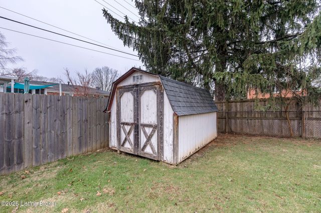 2611 Welsford Way, Louisville, KY 40242