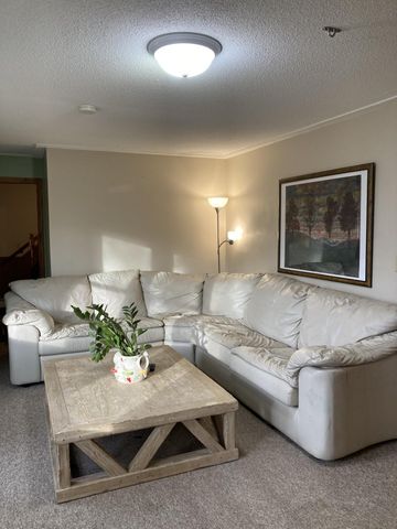 415 Alan Street SW, Hutchinson, MN 55350