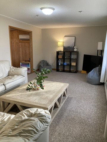 415 Alan Street SW, Hutchinson, MN 55350