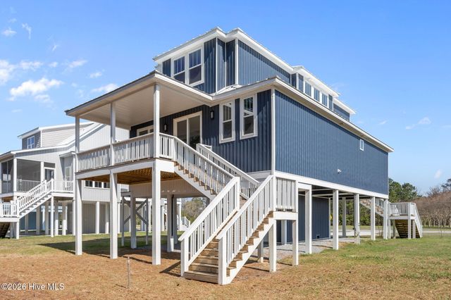 3230 Whichards Beach Road, Chocowinity, NC 27817