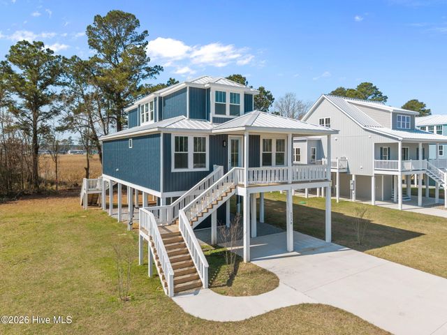 3230 Whichards Beach Road, Chocowinity, NC 27817