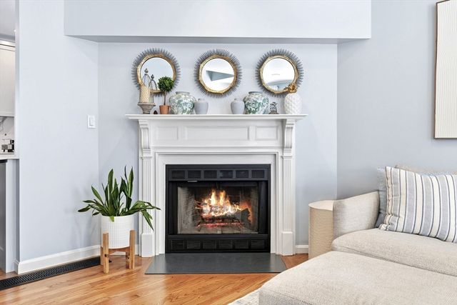 29 N Mead St 29, Boston, MA 02129