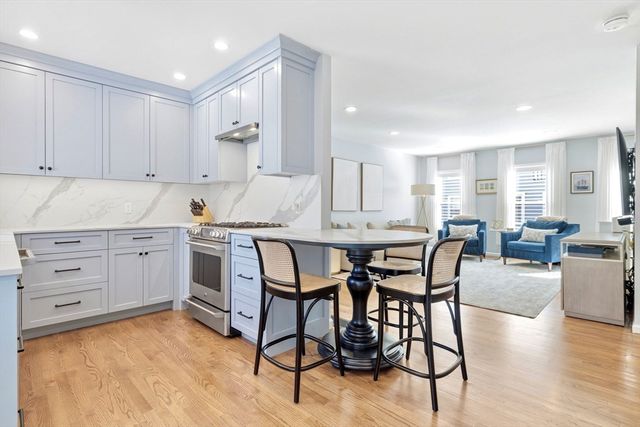 29 N Mead St 29, Boston, MA 02129