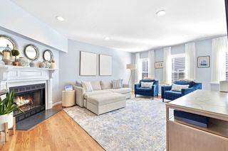 29 N Mead St 29, Boston, MA 02129