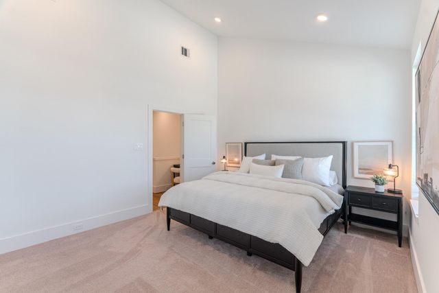 7613 Victory Reserve Street, Houston, TX 77088
