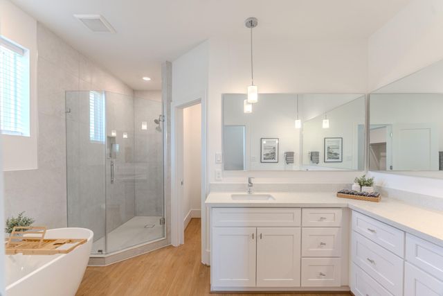 7613 Victory Reserve Street, Houston, TX 77088