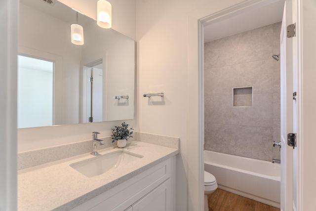 7613 Victory Reserve Street, Houston, TX 77088