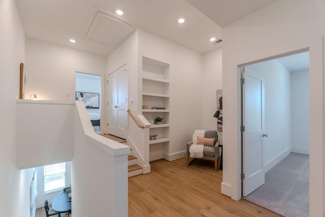 7613 Victory Reserve Street, Houston, TX 77088