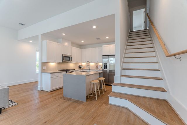 7613 Victory Reserve Street, Houston, TX 77088