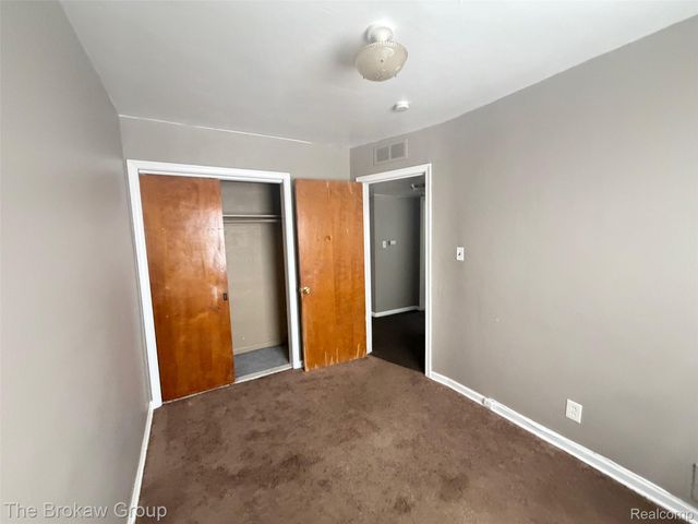 3005 Cherokee Avenue, Flint, MI 48507