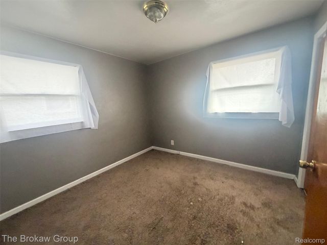 3005 Cherokee Avenue, Flint, MI 48507