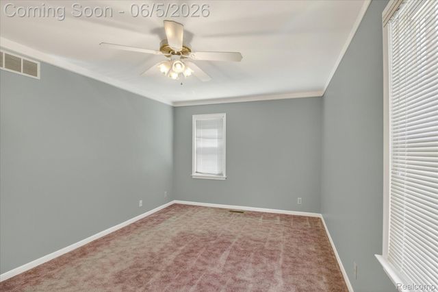 9825 Becker Avenue, Allen Park, MI 48101