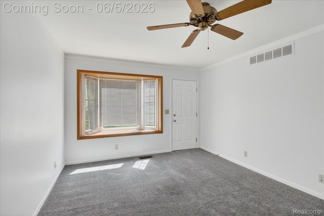 9825 Becker Avenue, Allen Park, MI 48101