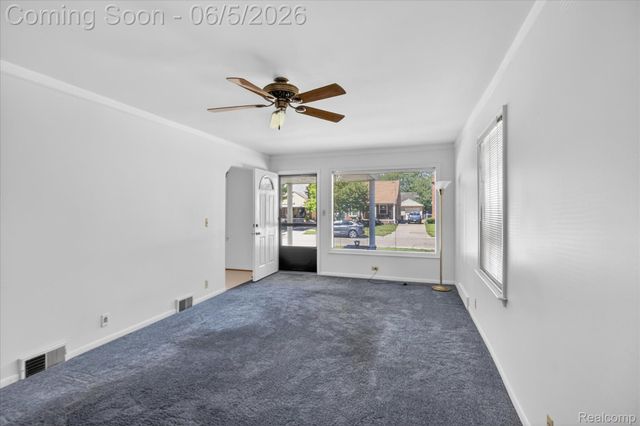 9825 Becker Avenue, Allen Park, MI 48101