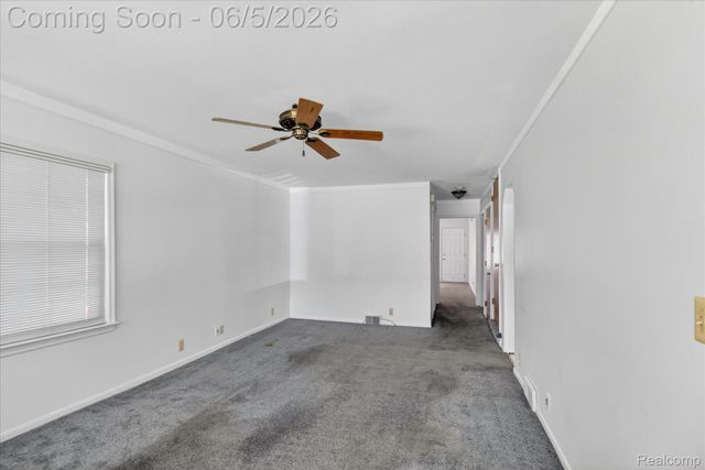 9825 Becker Avenue, Allen Park, MI 48101