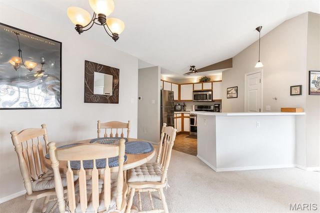 1335 Crossings Court C, Ballwin, MO 63021
