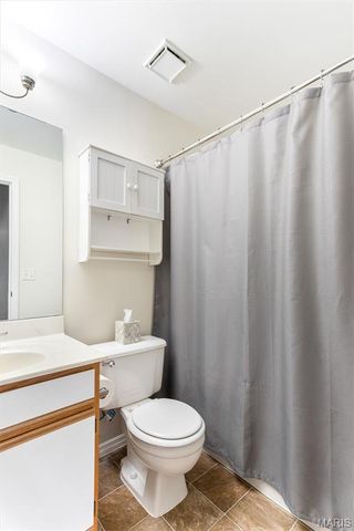1335 Crossings Court C, Ballwin, MO 63021