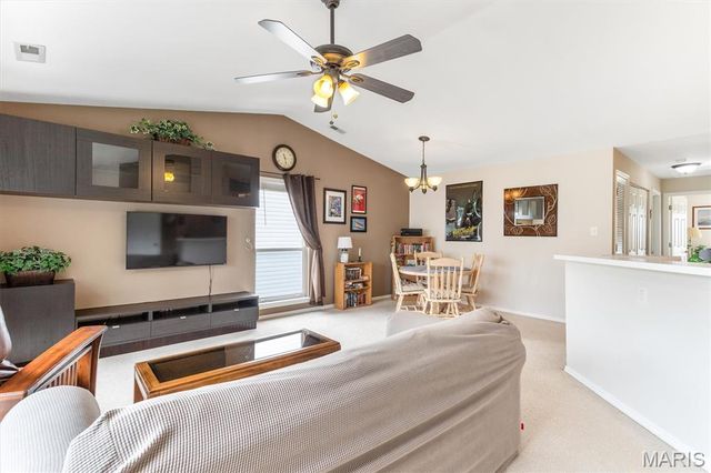 1335 Crossings Court C, Ballwin, MO 63021