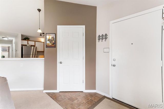 1335 Crossings Court C, Ballwin, MO 63021