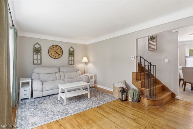5175 Cheltenham Boulevard, Lyndhurst, OH 44124