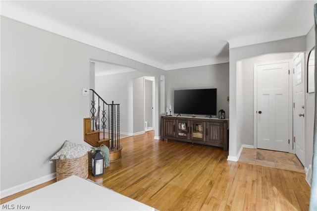 5175 Cheltenham Boulevard, Lyndhurst, OH 44124