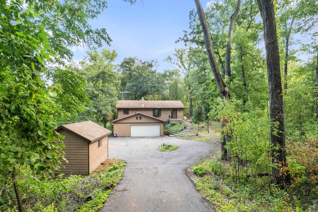 9432 Old Concord Boulevard, Inver Grove Heights, MN 55076 — exterior