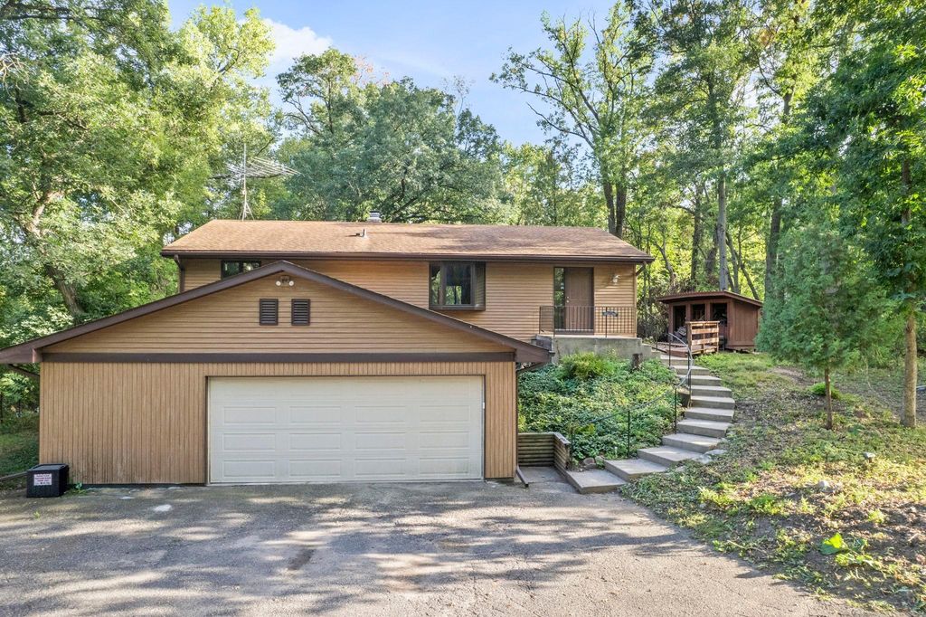 9432 Old Concord Boulevard, Inver Grove Heights, MN 55076 — photo 3