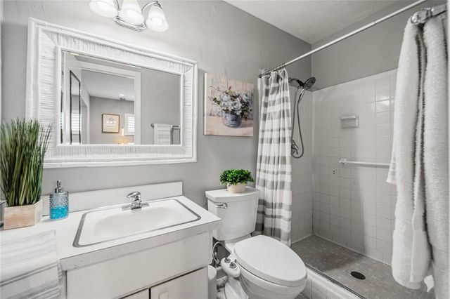 2504 FORFARSHIRE DRIVE, Winter Park, FL 32792