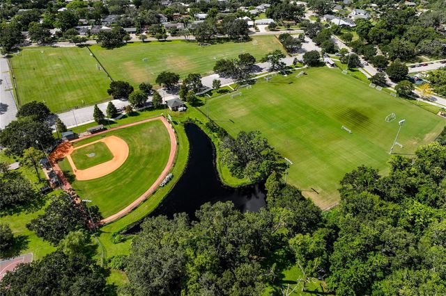 2504 FORFARSHIRE DRIVE, Winter Park, FL 32792