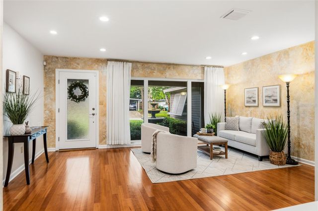 2504 FORFARSHIRE DRIVE, Winter Park, FL 32792